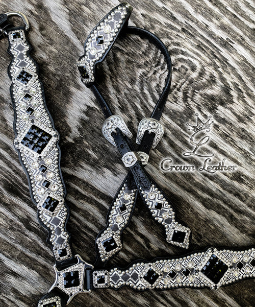2014 Black & White Aztec Set image 1