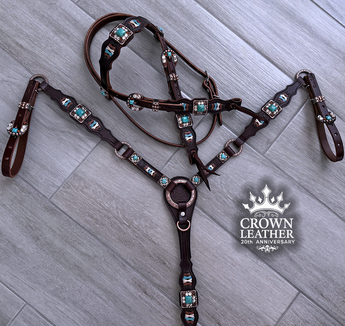 Kingman Turquoise & Crystal Laced Tack Set image 0