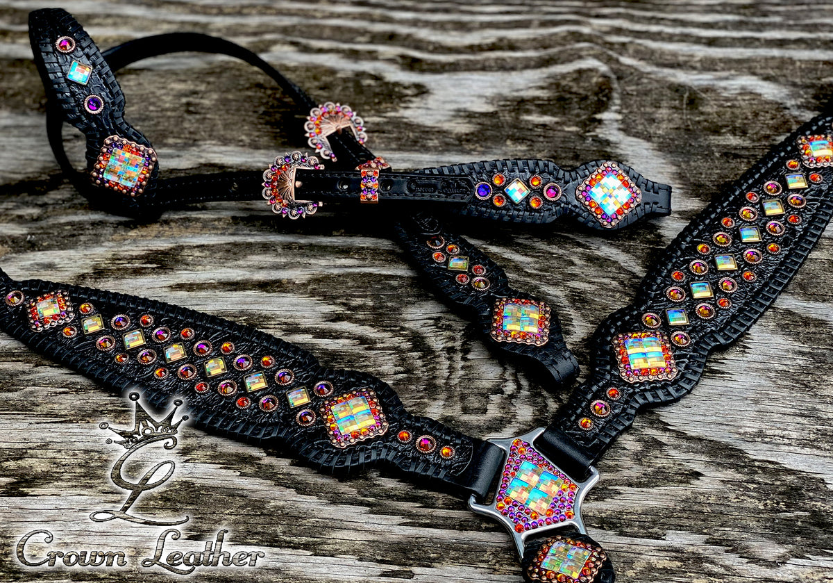 Florida Sunset Crystal Whipstitch Tack Set image 2